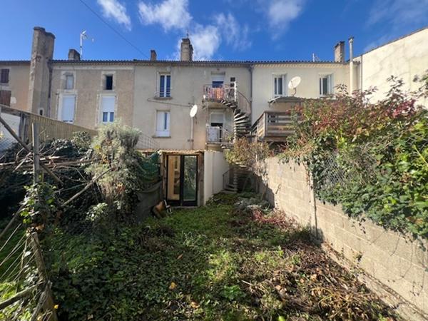 Immeuble de rapport centre ville Aiguillon