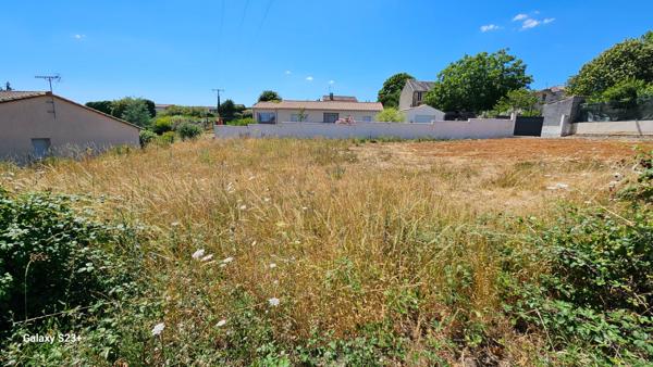 Terrain Champdeniers Saint Denis 266 m2