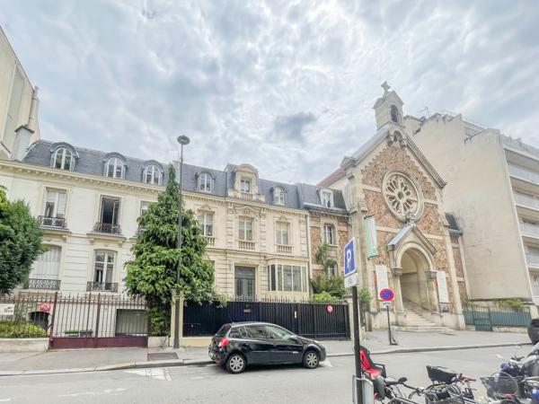 Paris 16ème - À LOUER - Très beau 3 pièces de 42 m²