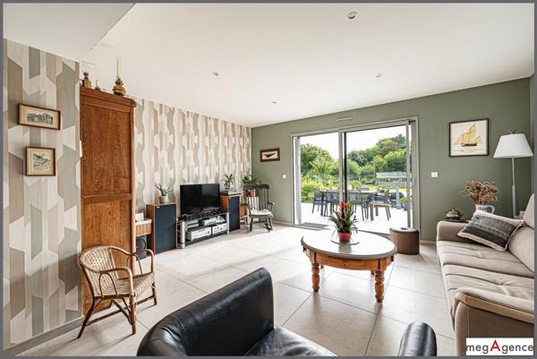 Maison à TREBEURDEN, 22560 - 7 pièces 164m²