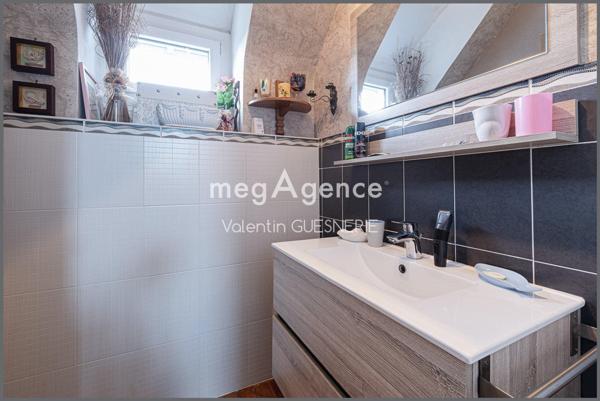 Maison à TREBEURDEN, 22560 - 7 pièces 164m²