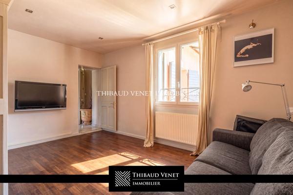 Villa à vendre, 8 pièces - Saint-Didier-au-Mont-d'Or 69370