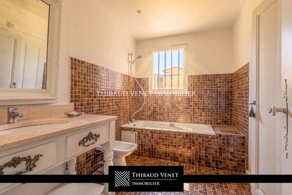 Villa à vendre, 8 pièces - Saint-Didier-au-Mont-d'Or 69370