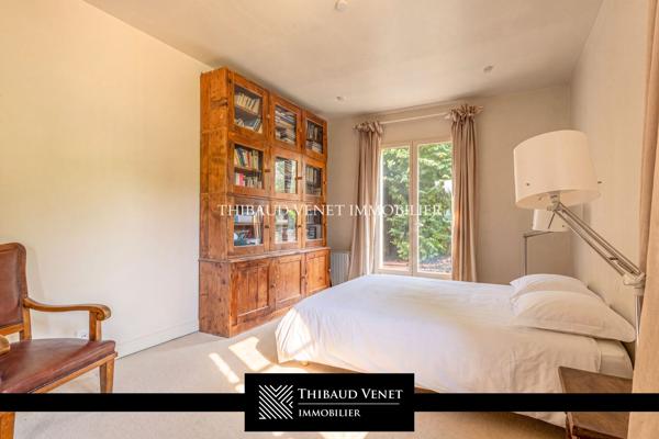 Villa à vendre, 8 pièces - Saint-Didier-au-Mont-d'Or 69370