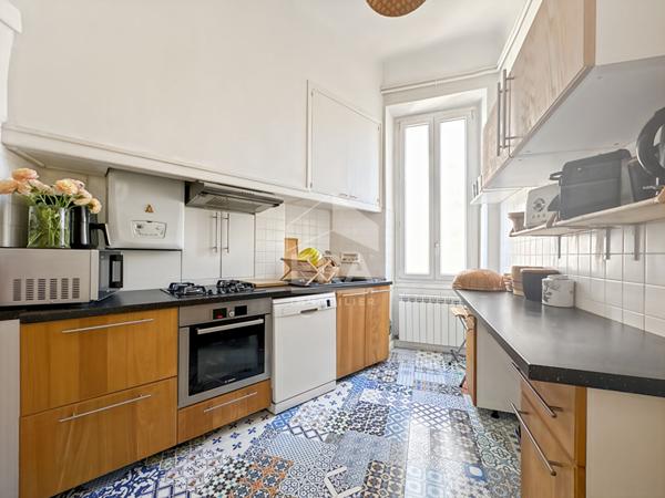 Appartement de standing T5 de 137m2 en plein Coeur de Saint victor 13007 Marseille