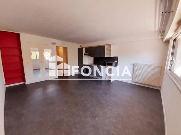Location Studio 34.67 m² - 15 RUE DES MICHELS Le Cannet 06110