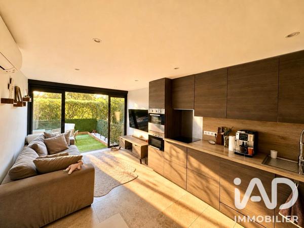 Appartement à vendre 3 pièces 49 m² Mandelieu-la-Napoule