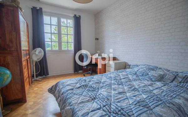 Maison à vendre    6 pièces • 194 m2 Verneuil-sur-Vienne