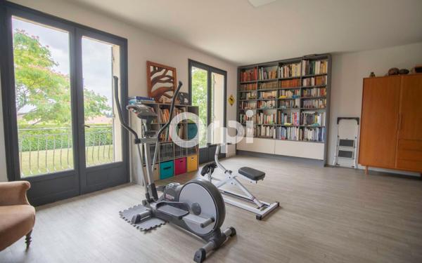 Maison à vendre    6 pièces • 194 m2 Verneuil-sur-Vienne