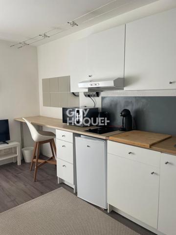 Canal du Midi face aux Chalets, beau studio meublé avec parking vendu loué