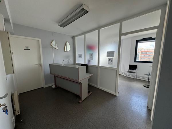 Local commercial Sante,professionslibérales Blois 23 m2