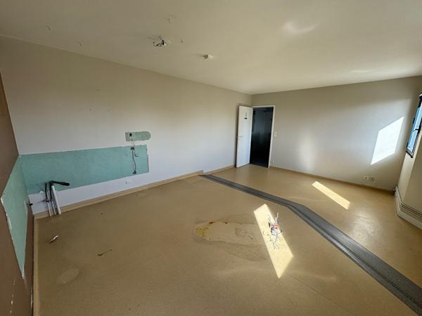 Local commercial Sante,professionslibérales Blois 23 m2