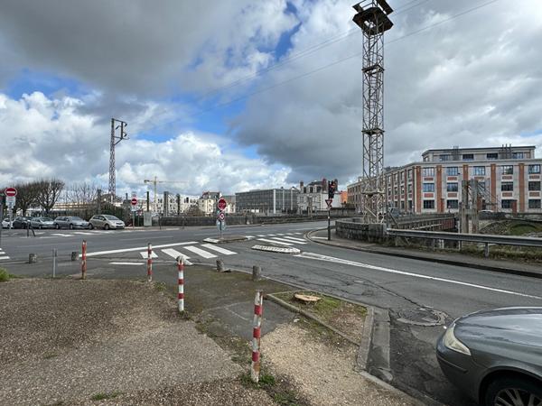 Local commercial Sante,professionslibérales Blois 23 m2