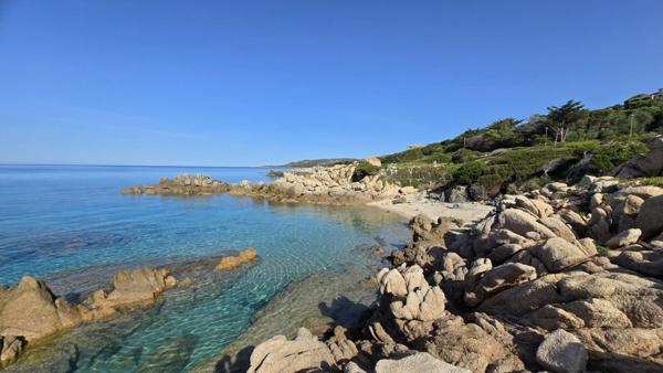 Sartène, sur la plage de Tizzano, maison de 74 m2 avec vue imprenable sur la mer