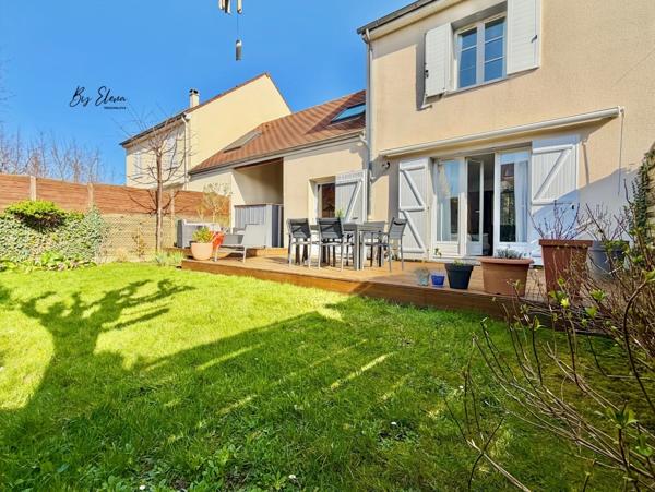 Maison de ville au style actuel – 4 chambres – Jardin sans vis-à-vis – Bussy-Saint-Georges (77), proche Golf et à pied de tout – RER A à 10 minutes