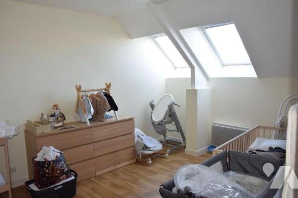 LA BAZOGE MONTPINCON- Ensemble immobilier loués de 3 logements. 

Un ensemble de 3 logements ...