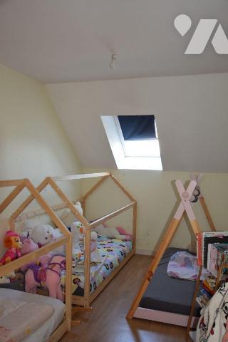 LA BAZOGE MONTPINCON- Ensemble immobilier loués de 3 logements. 

Un ensemble de 3 logements ...