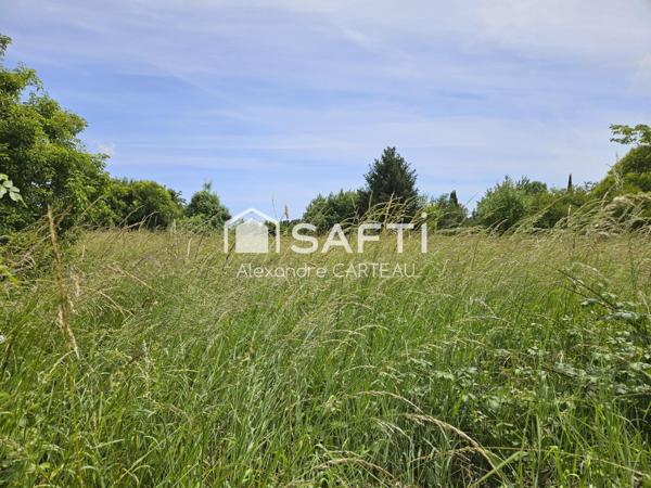 Terrain plat à batir