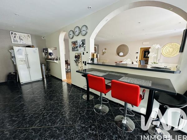 Maison à vendre 15 pièces 368 m² La Bourboule