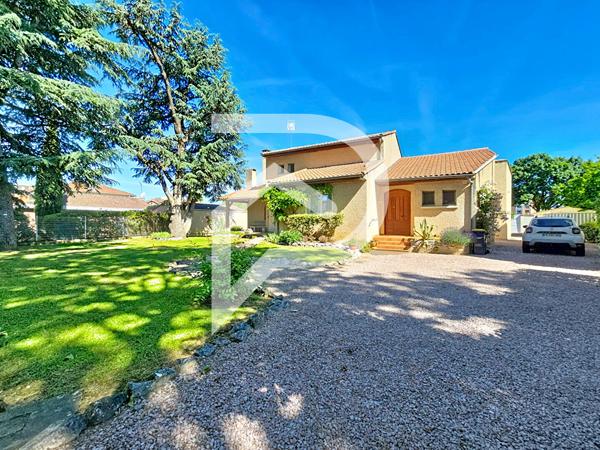 Maison 5 pièces 186 m2