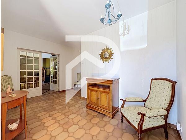 Maison 5 pièces 186 m2