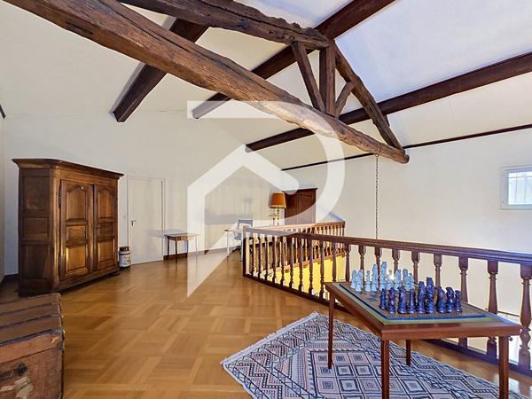 Maison 5 pièces 186 m2