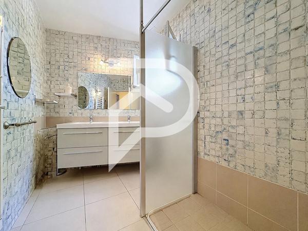 Maison 5 pièces 186 m2