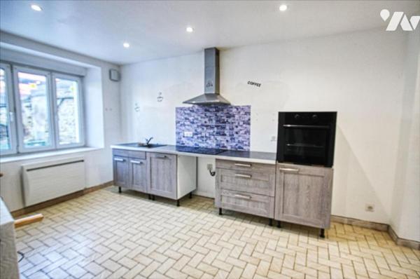 Immeuble à LIFFOL-LE-GRAND