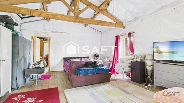 Le charme de l’ancien allié à la liberté de concevoir votre intérieur sur mesure.