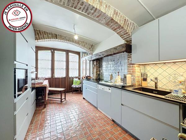 Maison à vendre 8 pièces de 201 m²