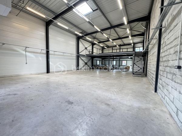 Local commercial de 341 m²