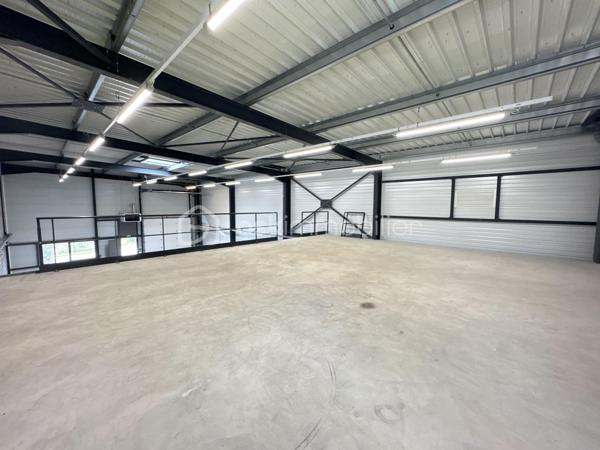 Local commercial de 341 m²