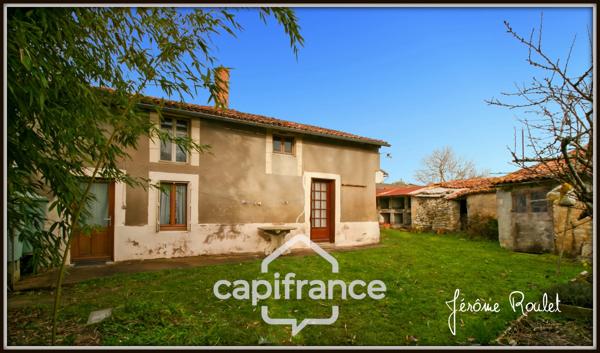 Maison en pierre à vendre 5 pièces 3 chambres Dépendances Terrain 1,5 ha Champigny-En-Rochereau (86)