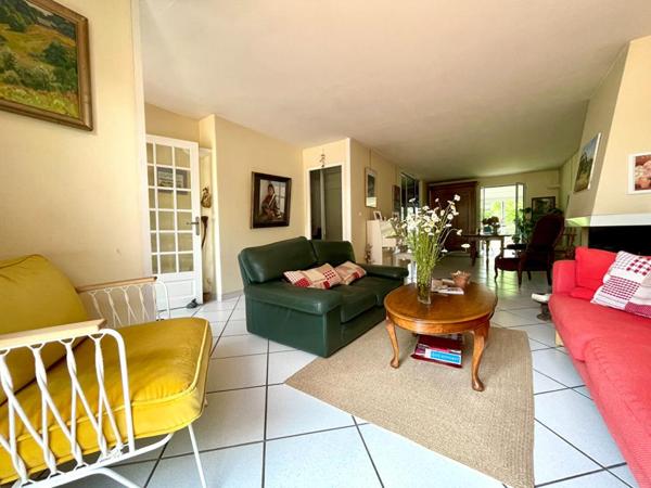 Maison Cestas Gazinet 6 pièce(s) 130 m2 + véranda