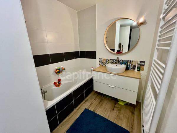 A vendre - Appartement T4 de 78 m² dernier étage avec vue dégagée