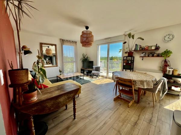 A vendre - Appartement T4 de 78 m² dernier étage avec vue dégagée