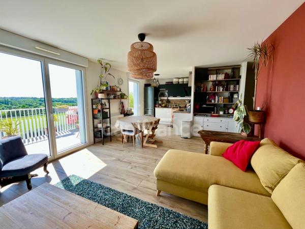 A vendre - Appartement T4 de 78 m² dernier étage avec vue dégagée