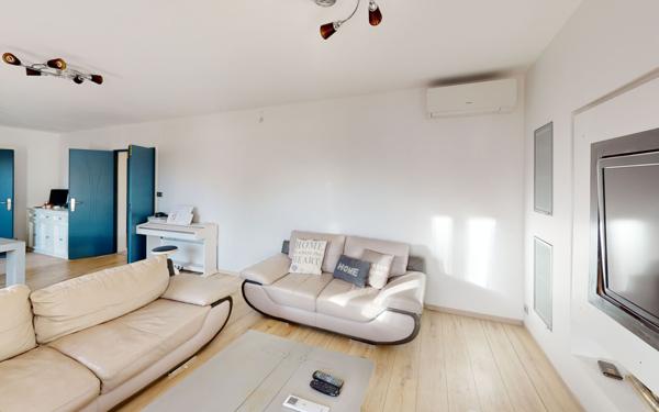 Maison à vendre    6 pièces •  Castelnaudary