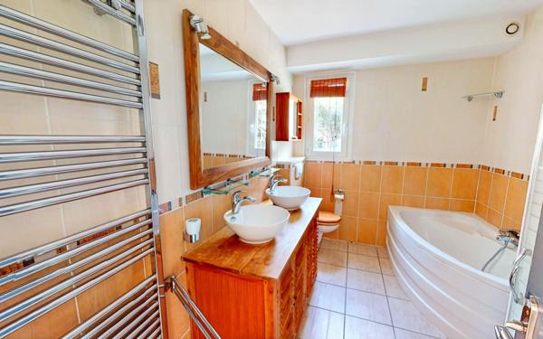 Maison à vendre    6 pièces •  Castelnaudary