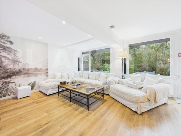 MAISON FAMILIALE EN TRES BON ETAT