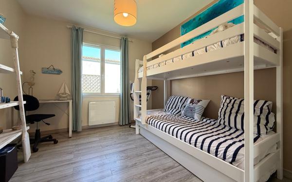 Maison à vendre    4 pièces •  Saint-Augustin