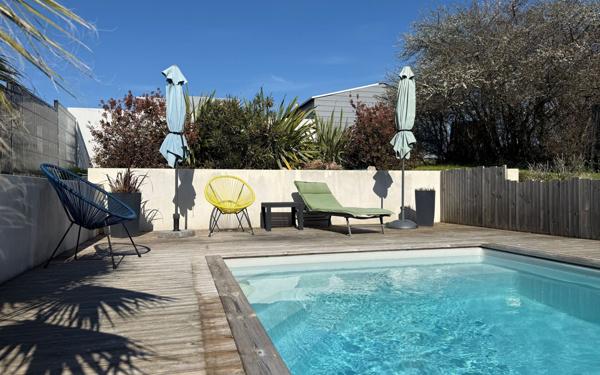 Maison à vendre    4 pièces •  Saint-Augustin