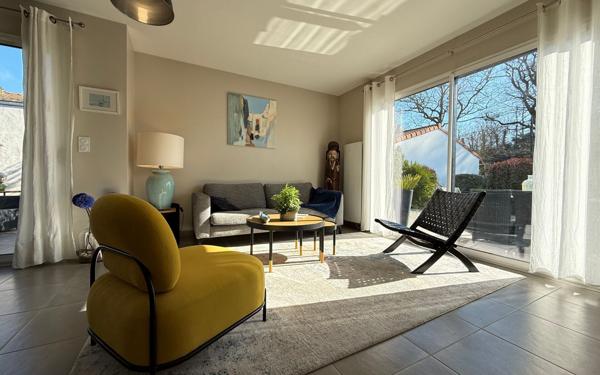 Maison à vendre    4 pièces •  Saint-Augustin