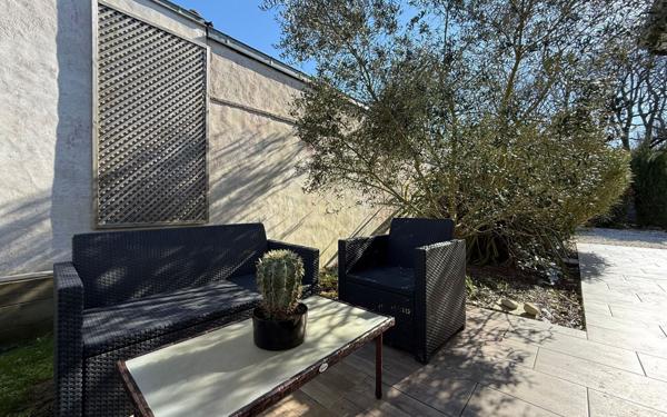 Maison à vendre    4 pièces •  Saint-Augustin