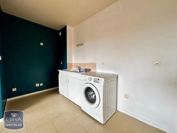 Appartement à louer 2 pièces 46.26m² Allonnes (72700)