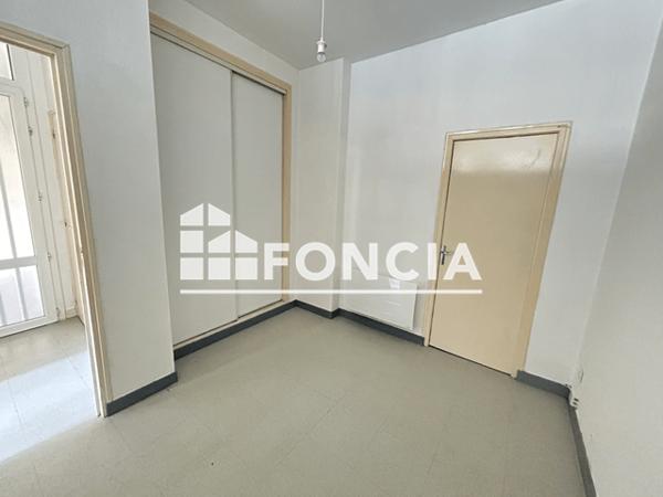 Location Studio 32 m² - 24 RUE PARCHEMINERIE Angers 49100