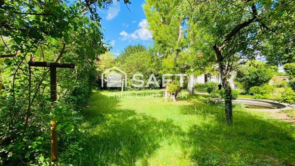 A VENDRE PROPRIÉTÉ À RENOVER À LA VARENNE