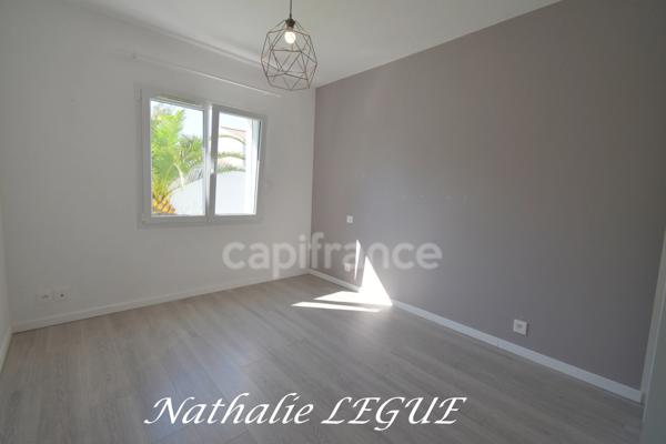 VENDEE LA BARRE DE MONTS  (85) Maison à vendre 5 pièces , 3 chambres , 366 m² terrain clos, 93 m² garage, proche NOIRMOUTIER
