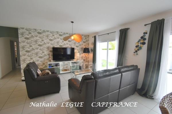 VENDEE LA BARRE DE MONTS (85) Maison à vendre 5 pièces , 3 chambres , 366 m² terrain clos, 93 m² garage, proche NOIRMOUTIER