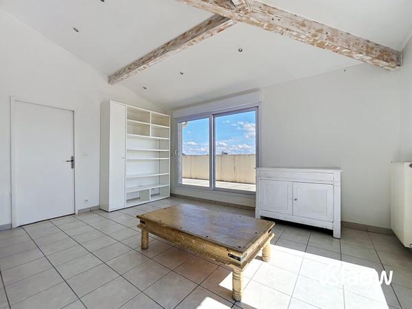 Appartement T3 toit-terrasse à vendre à Meyzieu